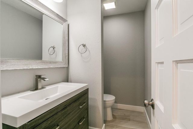 10827 Tupper Lake Drive, Houston, TX 77042