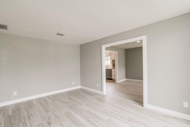 10827 Tupper Lake Drive, Houston, TX 77042