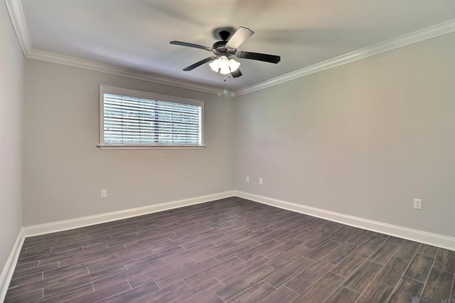 15826 Chivre Ave, Greenwell Springs, LA 70739