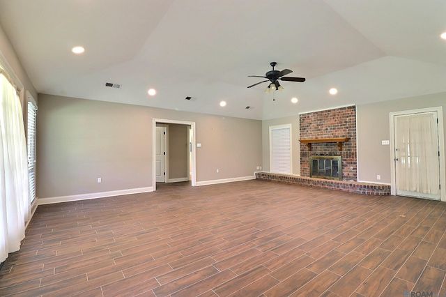 15826 Chivre Ave, Greenwell Springs, LA 70739