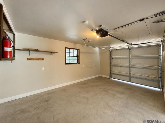 15826 Chivre Ave, Greenwell Springs, LA 70739