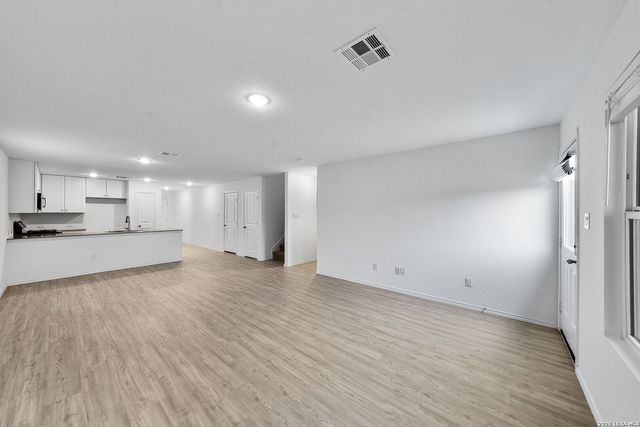 6013 Vestige, Bulverde, TX 78163