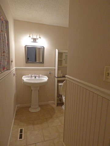 3 Mishemokwa Drive, Cherokee Village, AR 72529