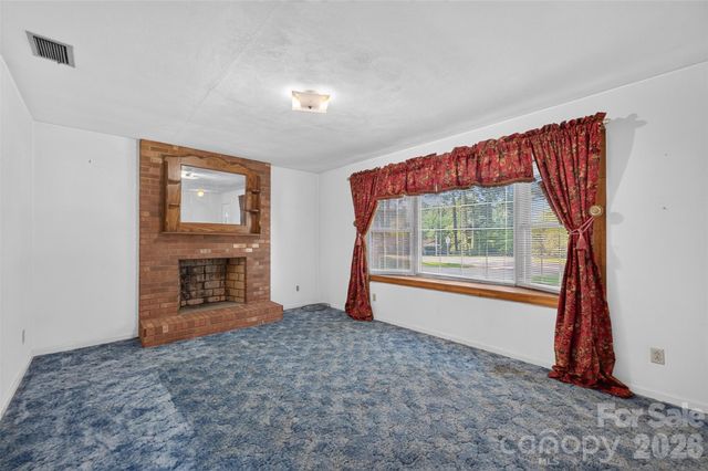 632 Wildlife Access Road, Hickory, NC 28601