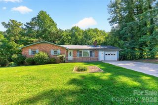 632 Wildlife Access Road, Hickory, NC 28601