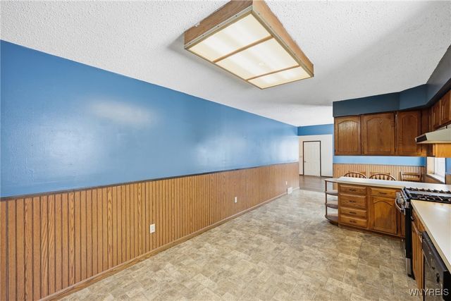 59 West Drullard Avenue, Lancaster, NY 14086