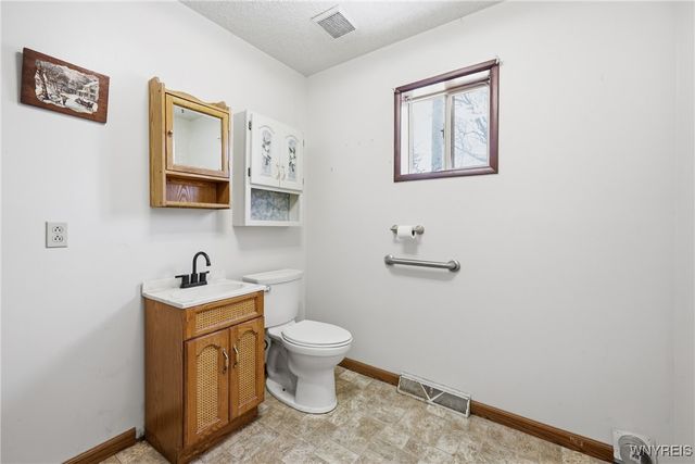 59 West Drullard Avenue, Lancaster, NY 14086