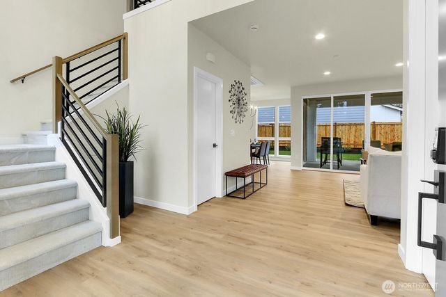 16624 63rd Avenue W, Lynnwood, WA 98037