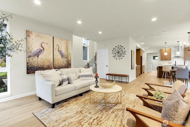 16624 63rd Avenue W, Lynnwood, WA 98037