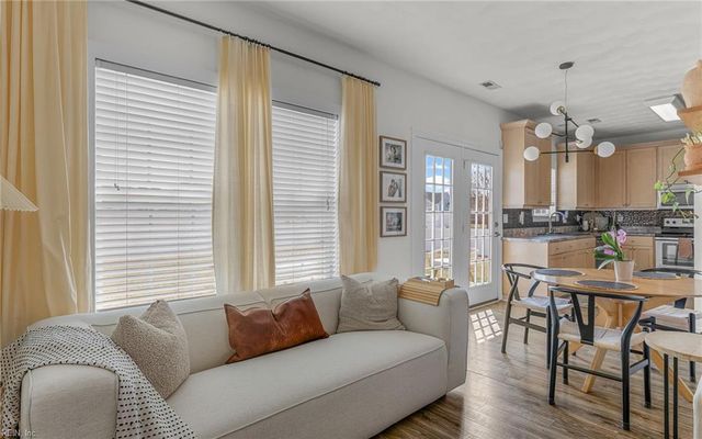 813 Bridges PL, Virginia Beach, VA 23464