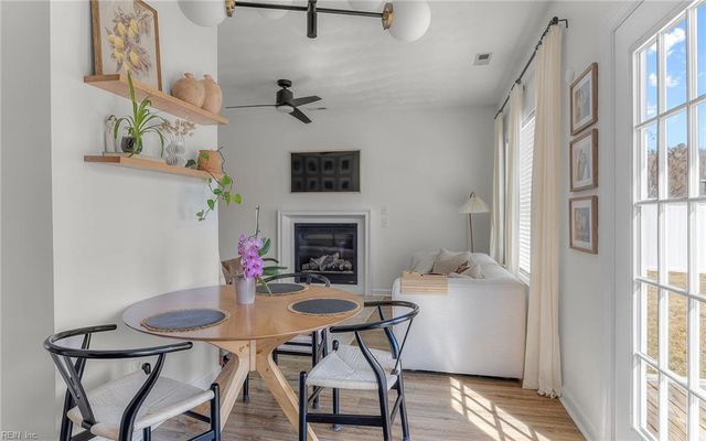 813 Bridges PL, Virginia Beach, VA 23464