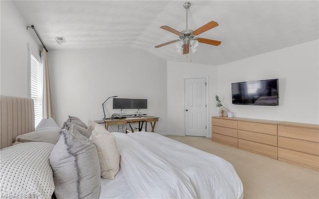 813 Bridges PL, Virginia Beach, VA 23464