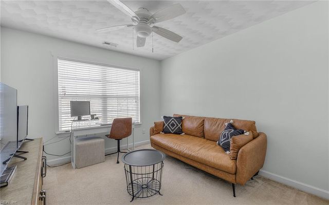 813 Bridges PL, Virginia Beach, VA 23464