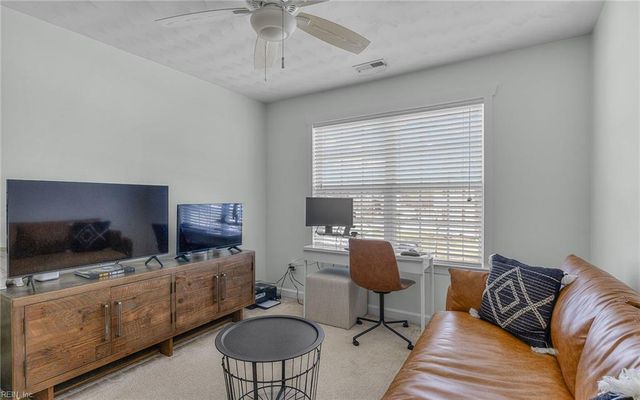 813 Bridges PL, Virginia Beach, VA 23464