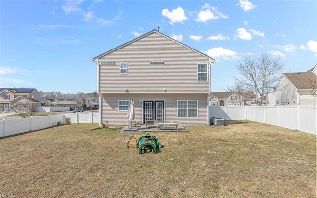 813 Bridges PL, Virginia Beach, VA 23464