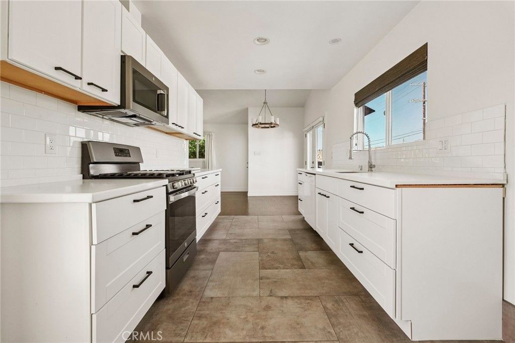 889 W 25th, San Pedro, CA 90731 — photo 3