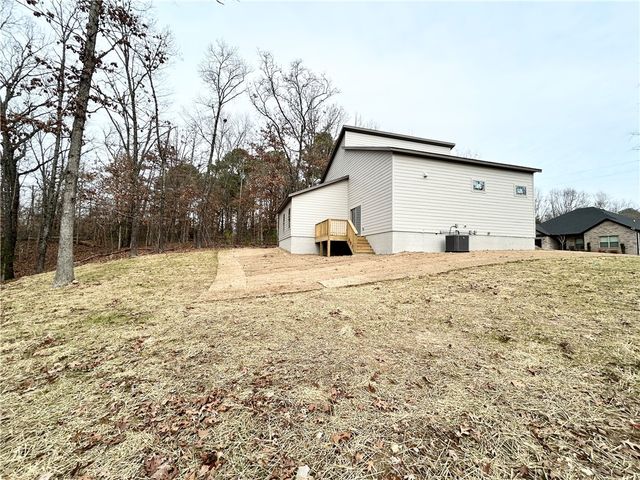 6 Findhorn Lane, Bella Vista, AR 72715