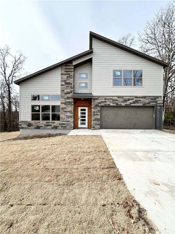 6 Findhorn Lane, Bella Vista, AR 72715