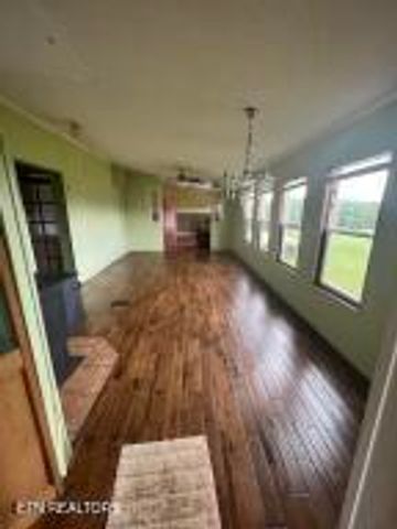 1007 Glenlock Rd, Sweetwater, TN 37874