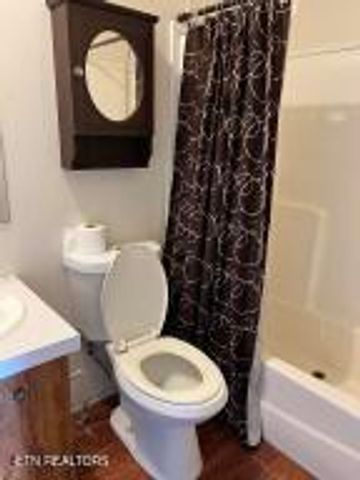 1007 Glenlock Rd, Sweetwater, TN 37874