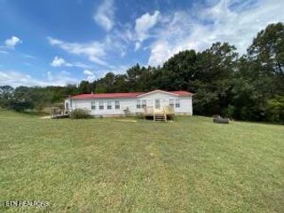 1007 Glenlock Rd, Sweetwater, TN 37874