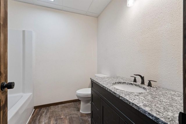 1095 Walnut Dell Road, Platteville, WI 53818