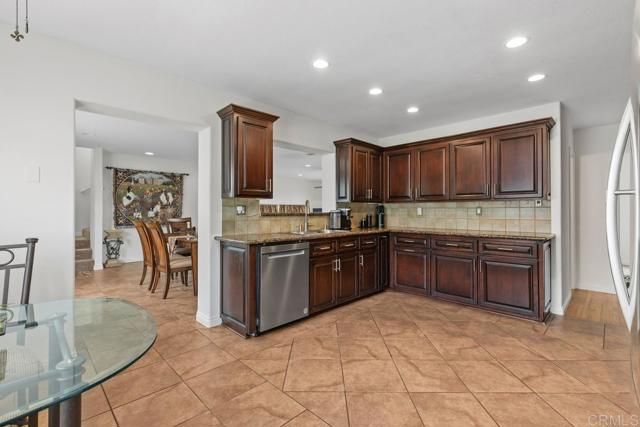 2725 Morning Glory Ln, Carlsbad, CA 92008