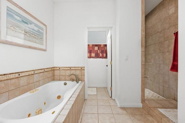 2725 Morning Glory Ln, Carlsbad, CA 92008