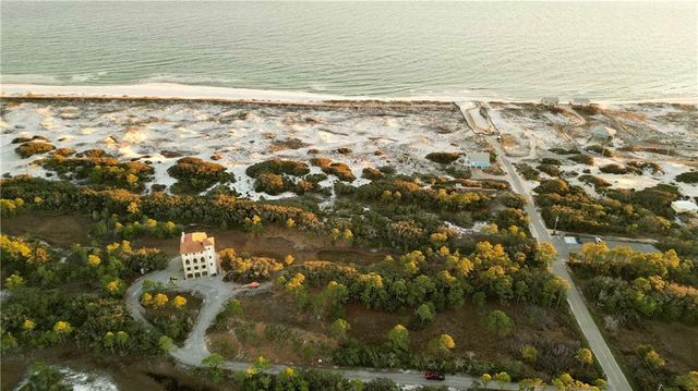 123 Kelly Lane, Gulf Shores, AL 36542