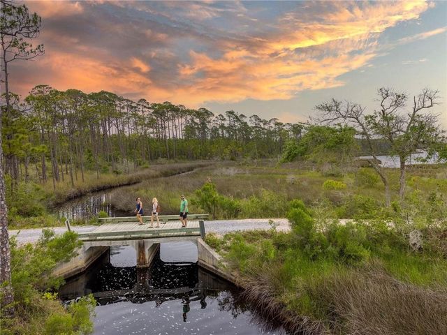 123 Kelly Lane, Gulf Shores, AL 36542