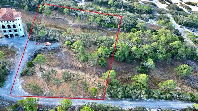 123 Kelly Lane, Gulf Shores, AL 36542