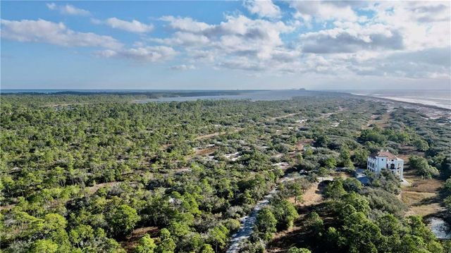 123 Kelly Lane, Gulf Shores, AL 36542