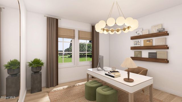 5 Stone Creek Drive, East Greenbush, NY 12061