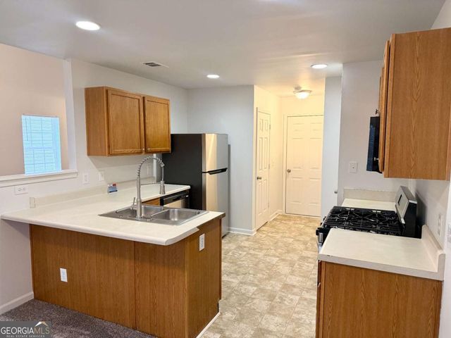 3415 Sable Chase Lane, Atlanta, GA 30349