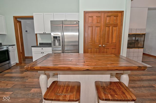 420 Jaynes Circle, Greenwood, IN 46142