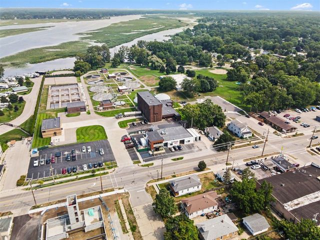 1448 Columbus Avenue, Grand Haven, MI 49417