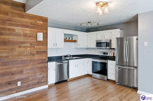 219 Joshua Court, Shepherdsville, KY 40165
