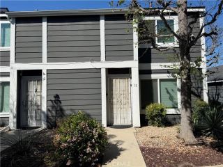 824 N Pasadena Avenue 11, Azusa, CA 91702