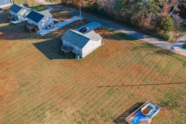 200 Pine Avenue, Morrison, TN 37357