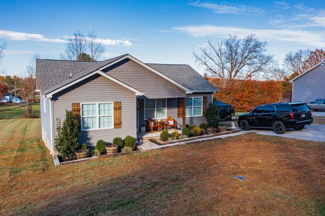 200 Pine Avenue, Morrison, TN 37357