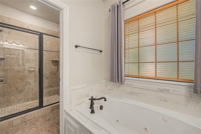 7 Granshire Drive, Bella Vista, AR 72714
