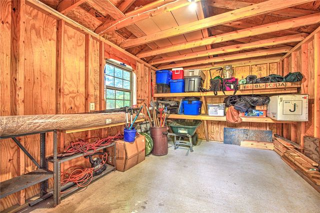 7 Granshire Drive, Bella Vista, AR 72714