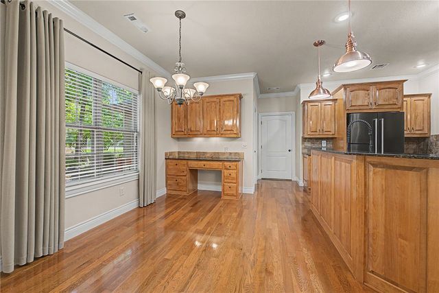 7 Granshire Drive, Bella Vista, AR 72714
