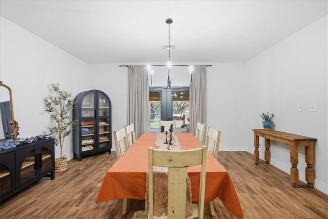 1402 W Johnson Ave, Aransas Pass, TX 78336