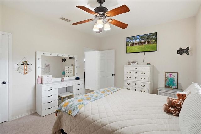 1402 W Johnson Ave, Aransas Pass, TX 78336