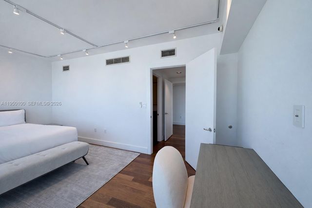 101 20th St 3501, Miami Beach, FL 33139