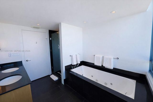 101 20th St 3501, Miami Beach, FL 33139