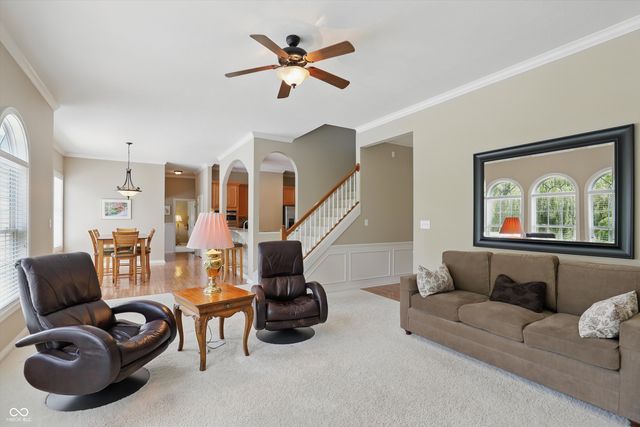 16802 Oak Manor Drive, Westfield, IN 46074