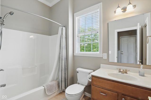 16802 Oak Manor Drive, Westfield, IN 46074