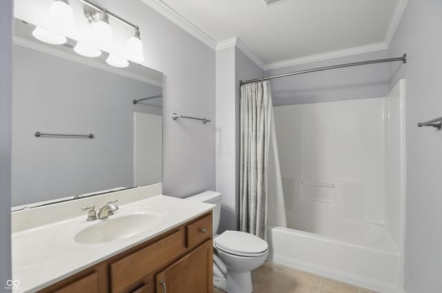 16802 Oak Manor Drive, Westfield, IN 46074